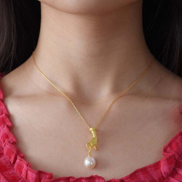 Natural Pearl and Sterling Silver 925 Necklace with 18k Gold Hand Pendant