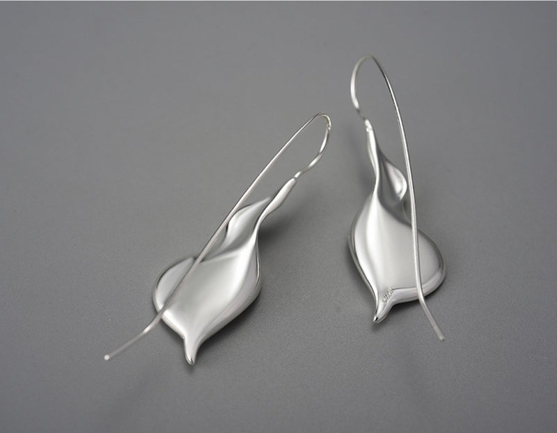 Calla Lily Flower Dangle Earrings Earring - FaunaFloral