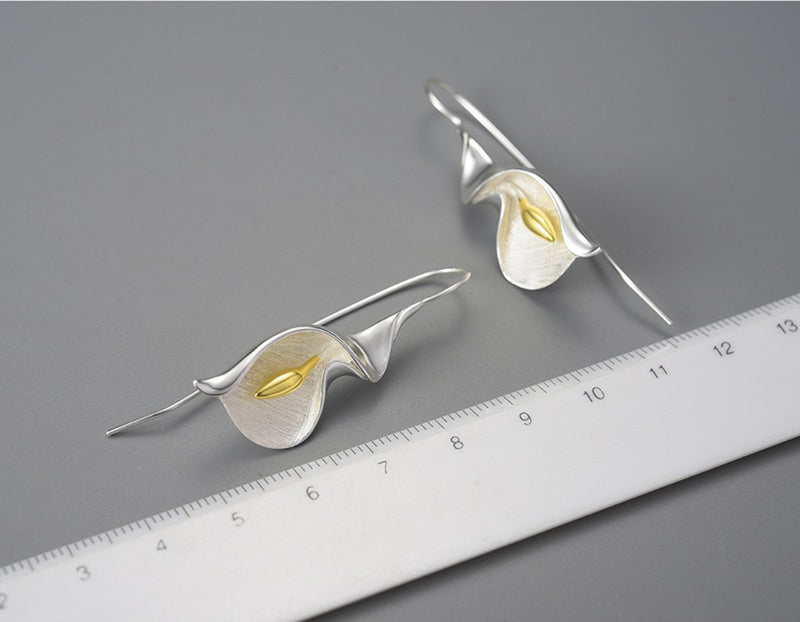 Calla Lily Flower Dangle Earrings Earring - FaunaFloral