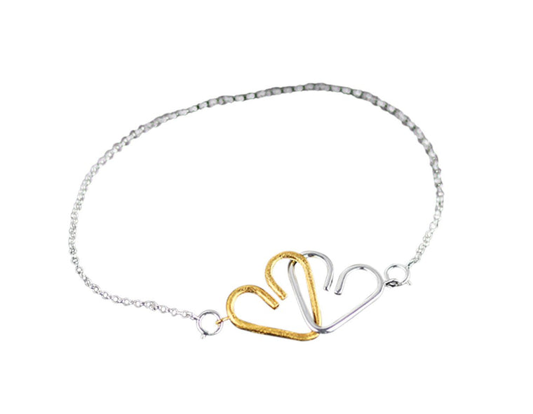 Chained Heart Bracelet Bracelet - FaunaFloral