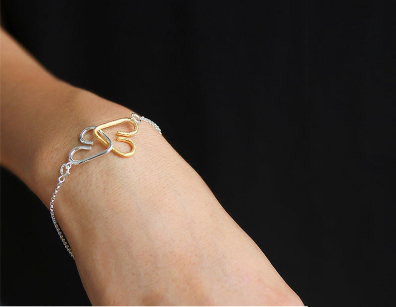 Chained Heart Bracelet Bracelet - FaunaFloral