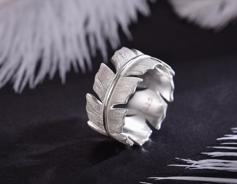 Classic Feather Ring Ring - FaunaFloral