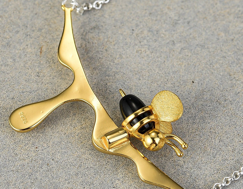 Dripping Honey & Bee Necklace Necklace - FaunaFloral