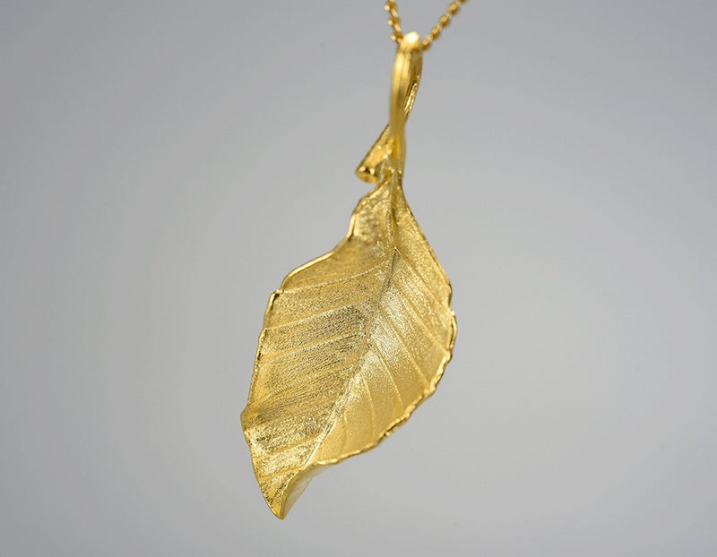 Elegant Autumn Leaf Necklace Necklace - FaunaFloral