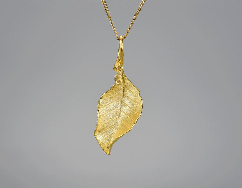 Elegant Autumn Leaf Necklace Necklace - FaunaFloral