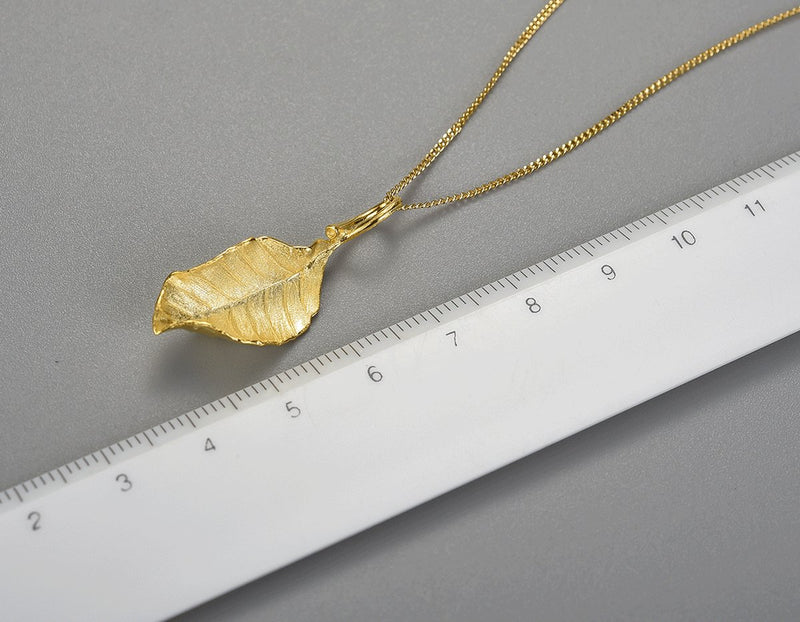 Elegant Autumn Leaf Necklace Necklace - FaunaFloral