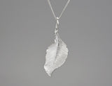 Elegant Autumn Leaf Necklace Necklace - FaunaFloral