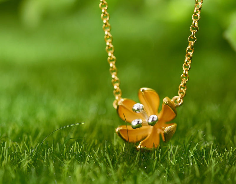 Fresh Blooming Flower Necklace Necklace - FaunaFloral