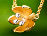 Fresh Blooming Flower Necklace Necklace - FaunaFloral