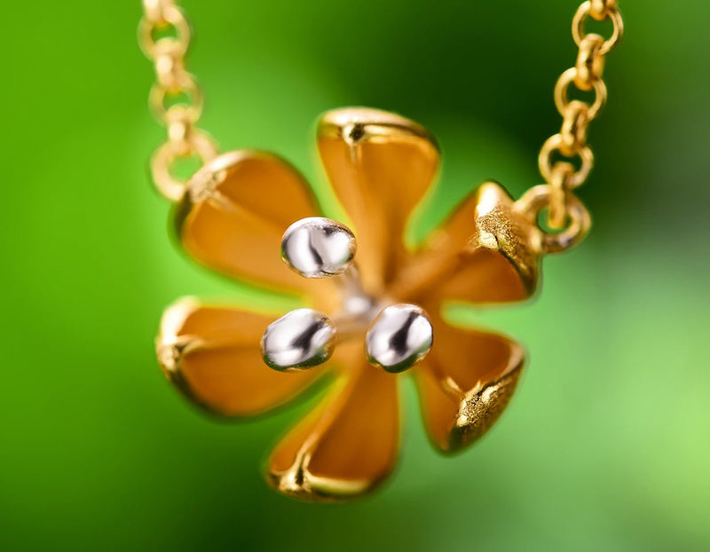 Fresh Blooming Flower Necklace Necklace - FaunaFloral