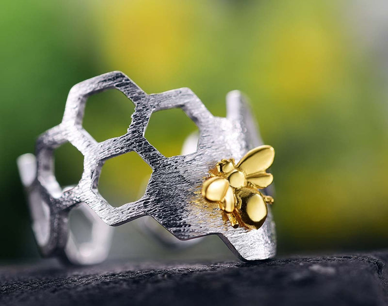 Honeycomb Ring Ring - FaunaFloral