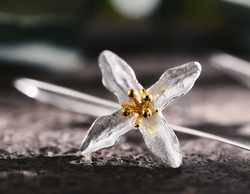 Poetic Clover Earring