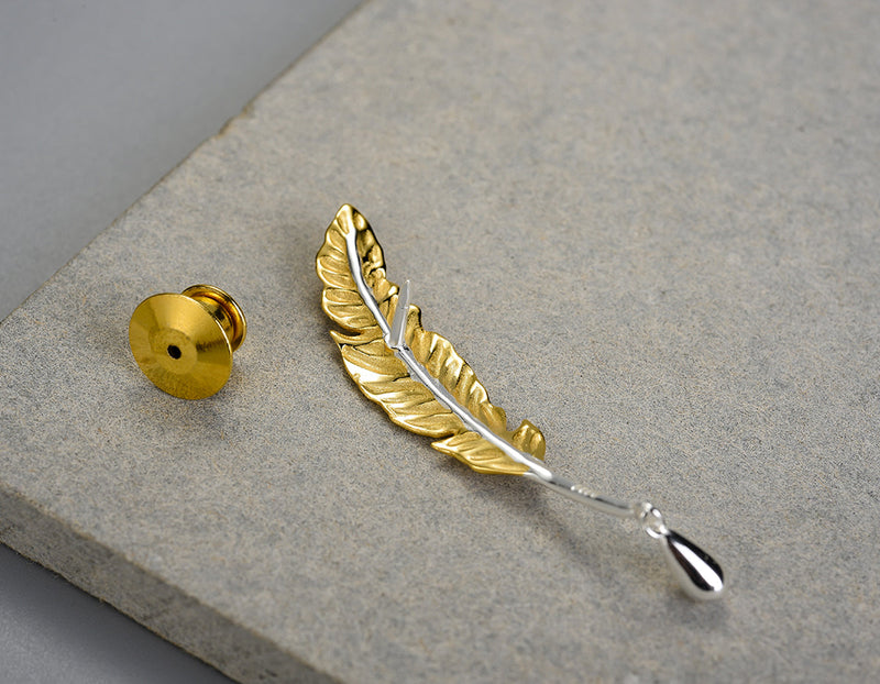 Vintage Feather Brooch