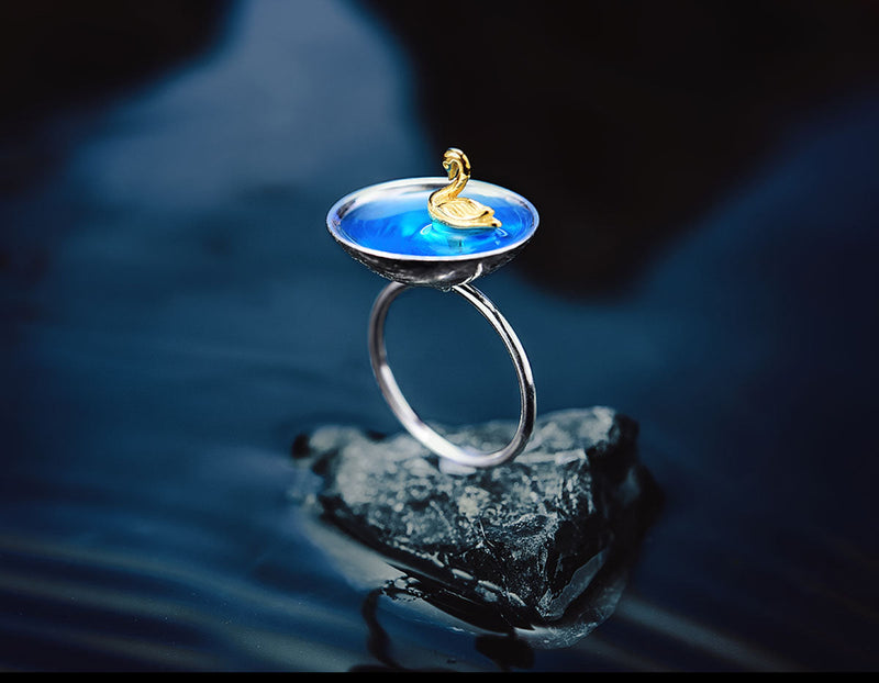 Swan Ring