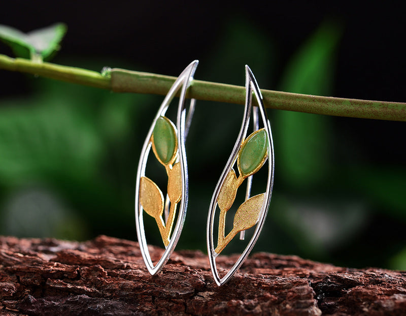 Spring in the Air Leaves Drop Earring