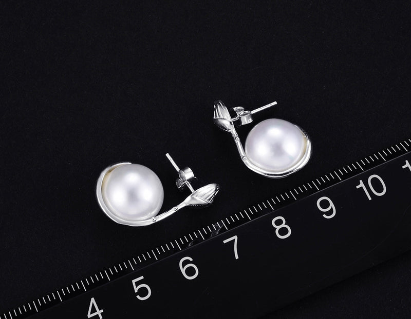 Pearl Bud Lotus Earring