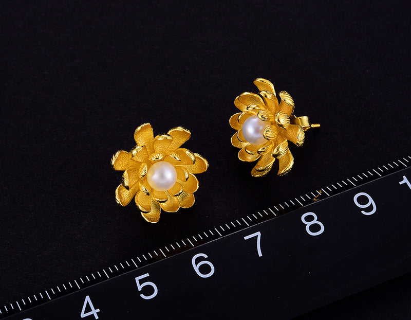 Pearl Lotus Stud Earring