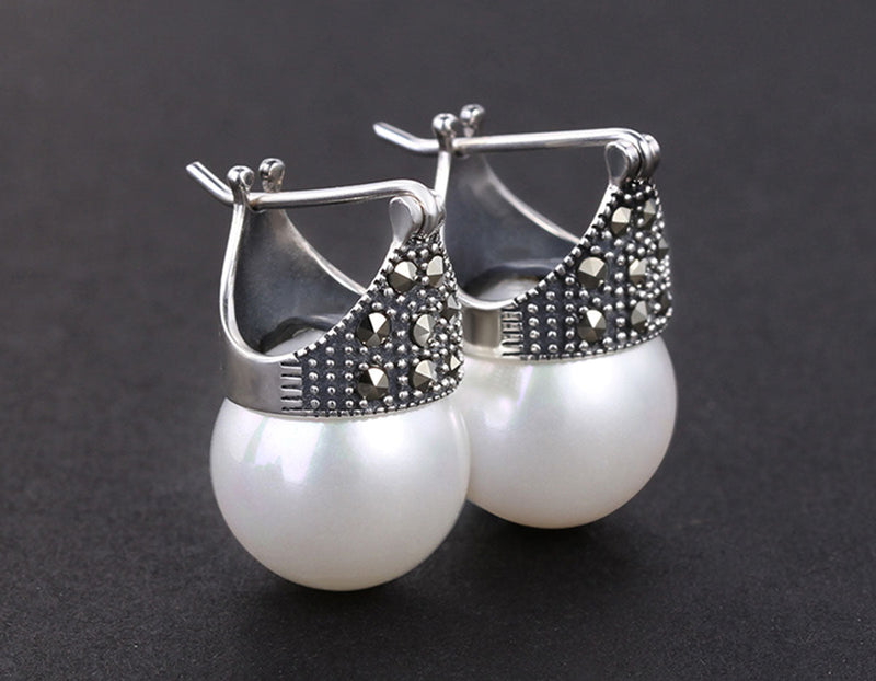 Studded Pearl Earring