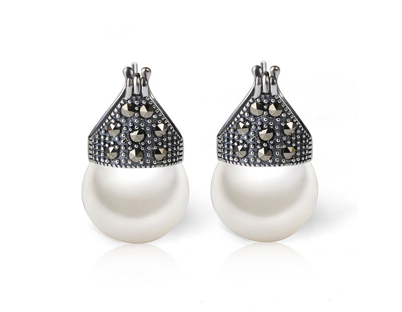 Studded Pearl Earring