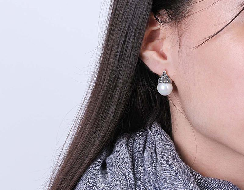 Studded Pearl Earring