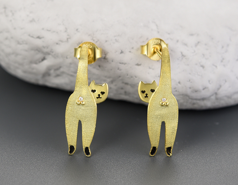 Naughty Kitten Stud Earrings