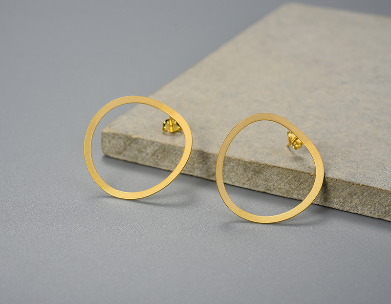 Minimalist Big Round Earring