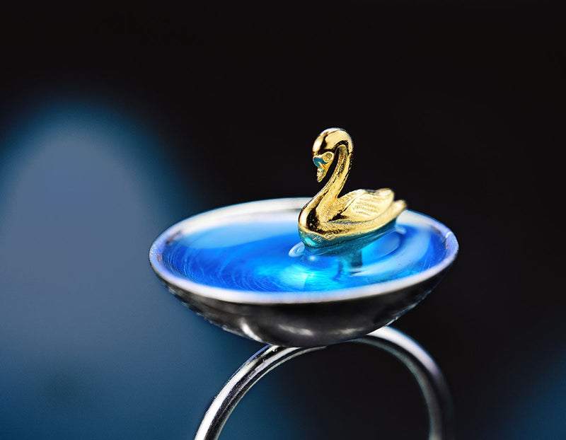 Swan Ring