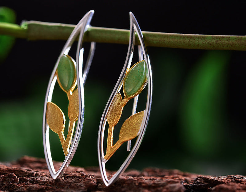 Spring in the Air Leaves Drop Earring