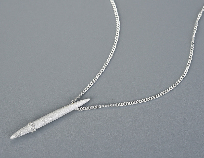 Needle Verticle Necklace