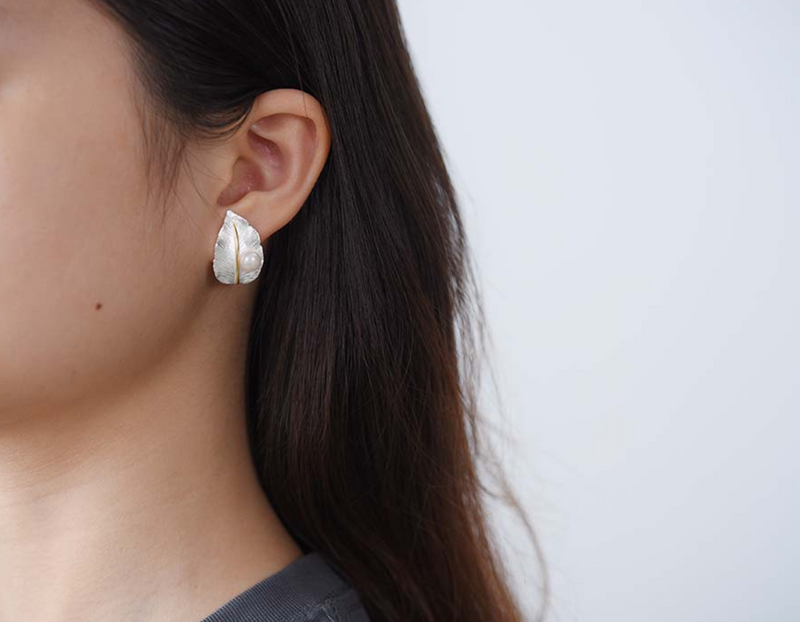 Pearl Leaf Stud Earrings