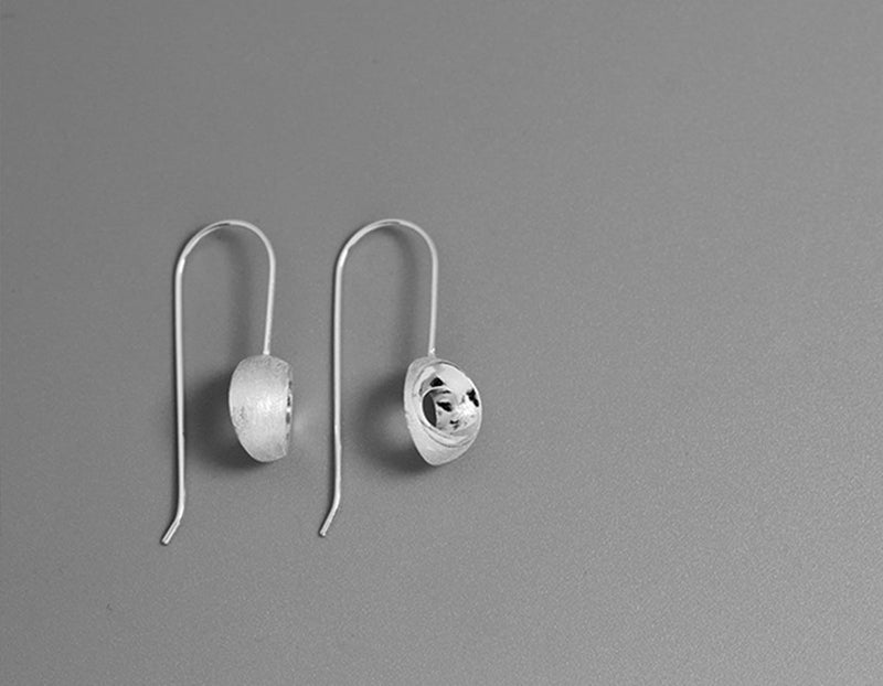 Stereoscopic Earring