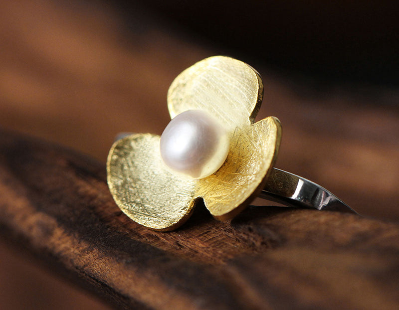 Pearl Clover Ring