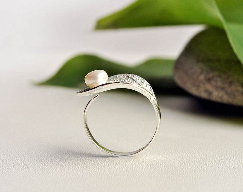 Pearl Leaf Ring