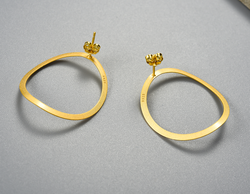 Minimalist Big Round Earring