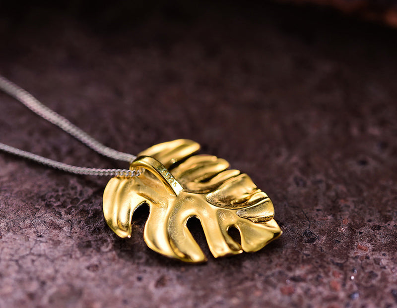 Monstera Leaf Pendant