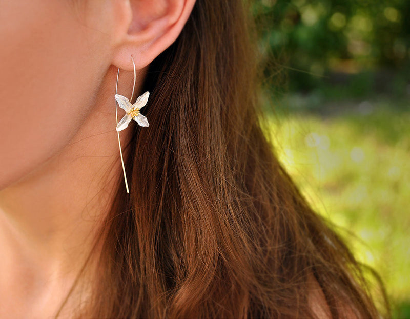 Poetic Clover Earring