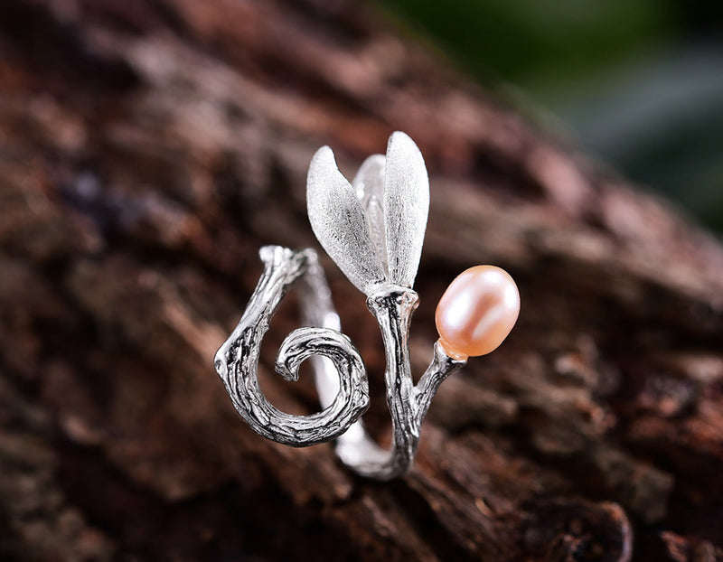 Magnolia Ring