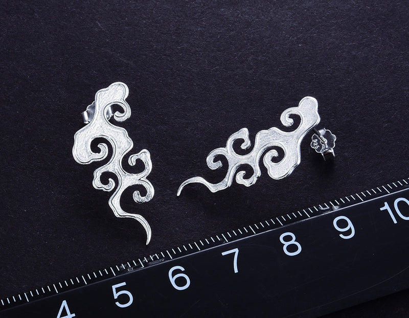 Vintage Cloud Earring