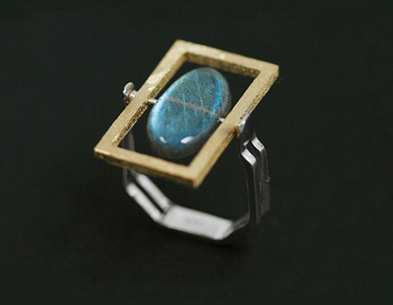 Rotatable Labradorite Ring