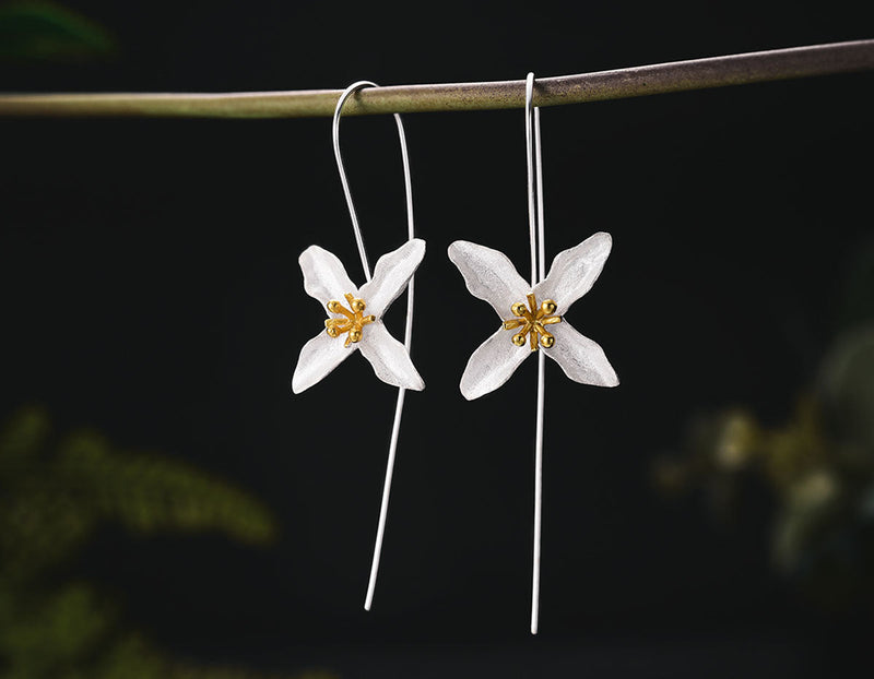 Poetic Clover Earring