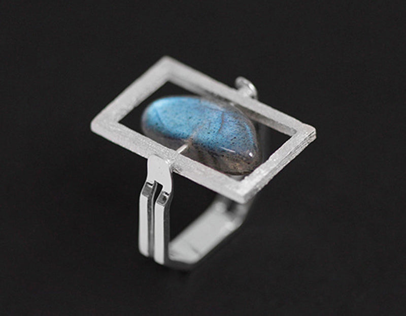 Rotatable Labradorite Ring