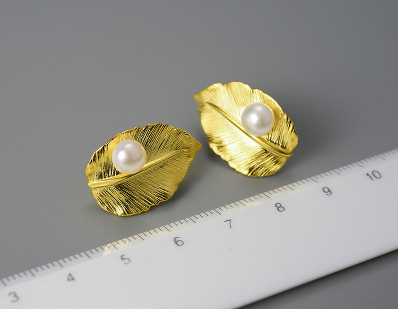 Pearl Leaf Stud Earrings