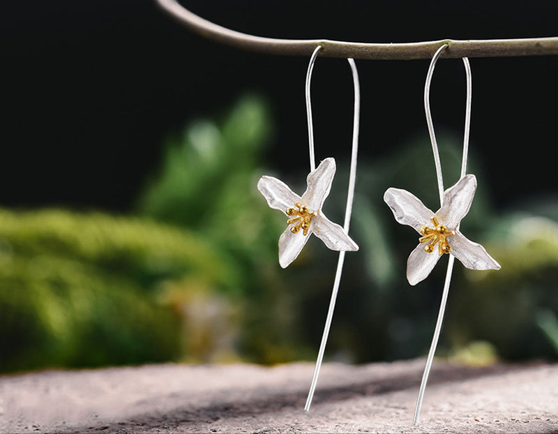 Poetic Clover Earring